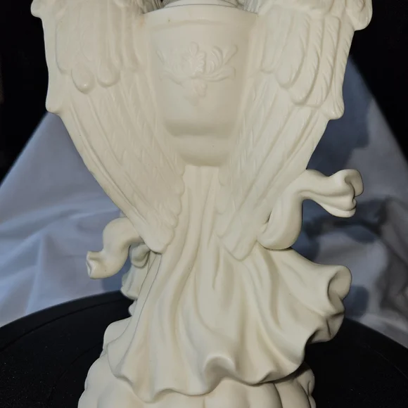 Angel of Hope Figurine - Picture 4 of 4